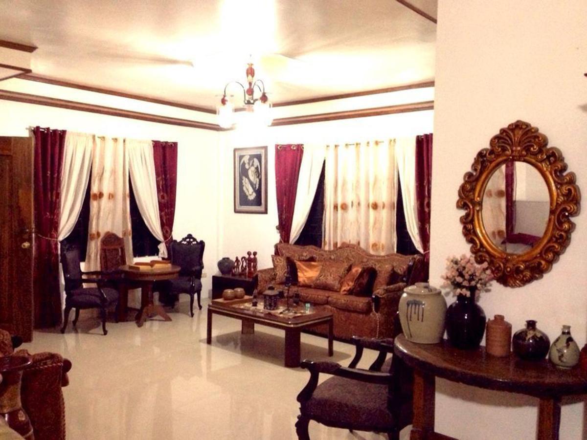 Bognot Lodge : Alvin Bognot Mt Pinatubo Guesthouse And Tours Santa Juliana Rom bilde